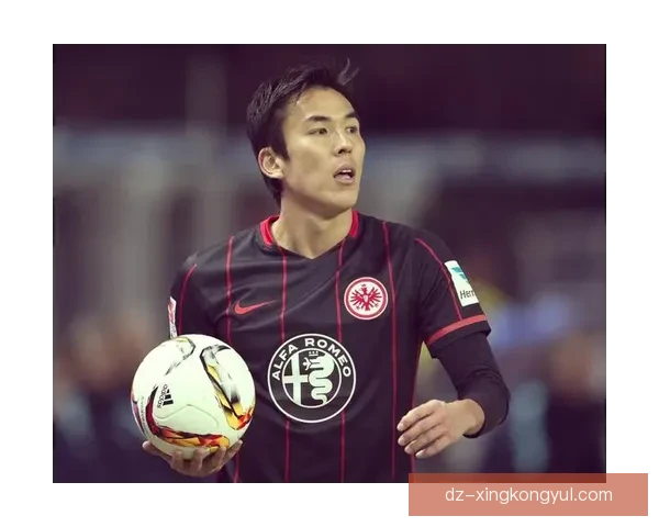 官方长谷部诚加盟日本队教练组