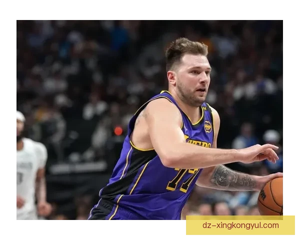 东契奇38分11助湖人险胜快船 东契奇38分11助湖人险胜快船